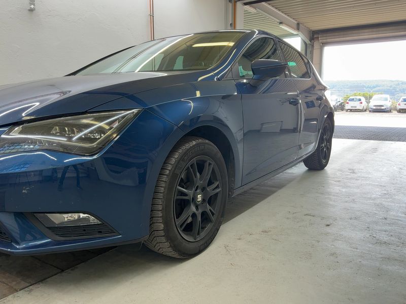 Seat Leon 2.0 TDI Style — zdjęcie 2