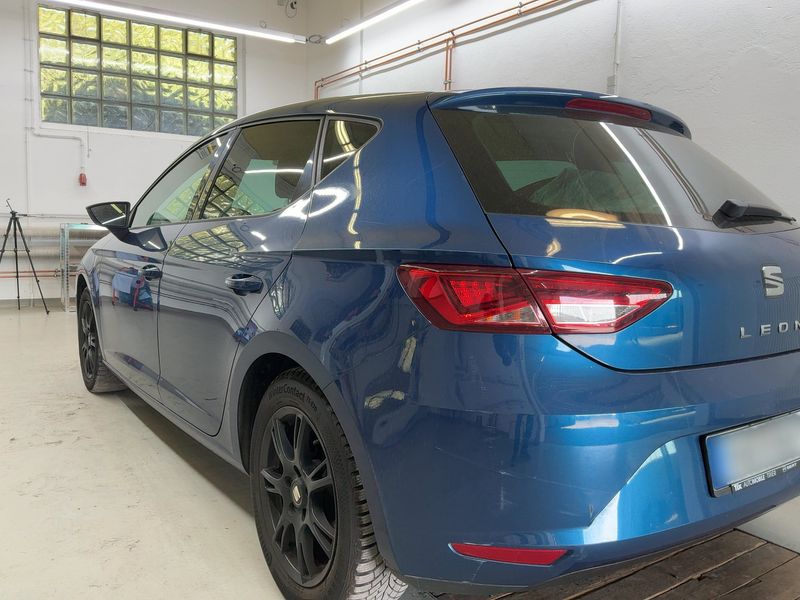 Seat Leon 2.0 TDI Style — zdjęcie 3