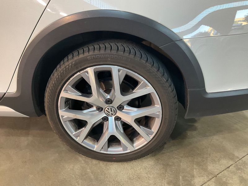 Volkswagen Golf VII 2.0 TDI 4Motion BlueMotion Tech 2016 – снимка 5