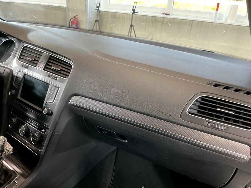 Volkswagen Golf VII 2.0 TDI 4Motion BlueMotion Tech 2016 – снимка 27