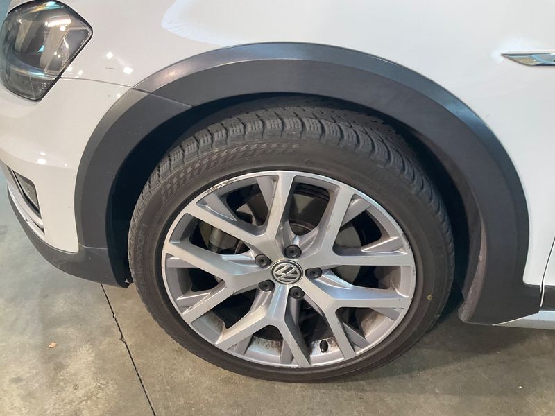 Volkswagen Golf VII 2.0 TDI 4Motion BlueMotion Tech 2016 – снимка 3