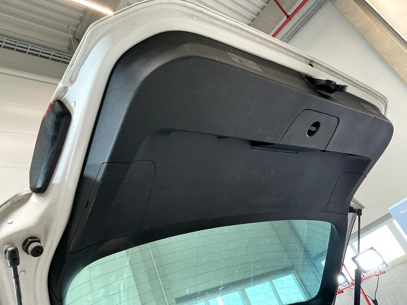 Volkswagen Golf VII 2.0 TDI 4Motion BlueMotion Tech 2016 – снимка 28