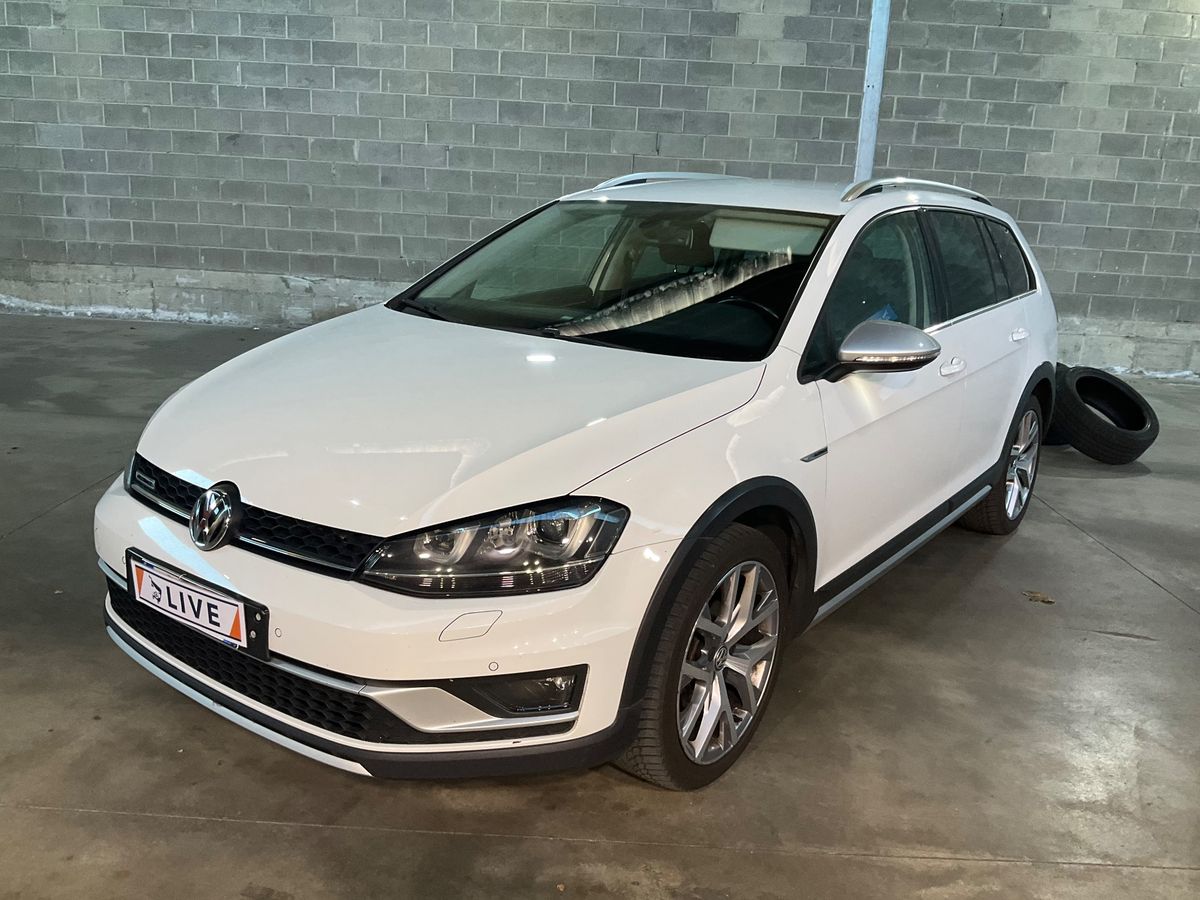 Volkswagen Golf 2016 — photo 1