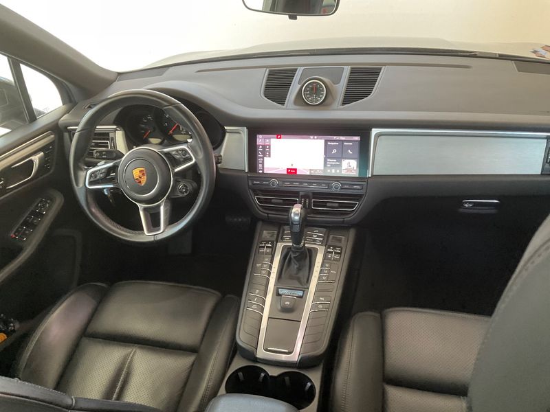 Porsche Macan Basis — zdjęcie 12