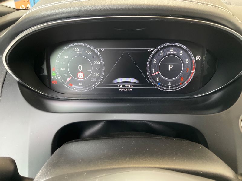 Jaguar E-Pace P250 R-Dynamic SE AWD — zdjęcie 13
