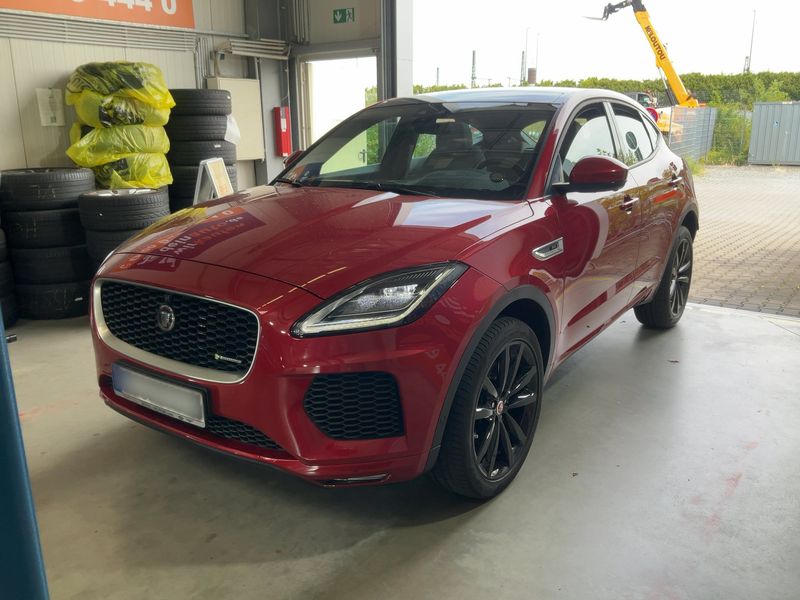 Jaguar E-Pace P250 R-Dynamic SE AWD