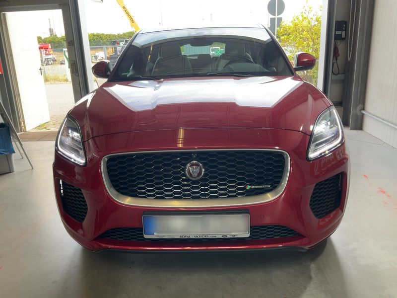 Jaguar E-Pace P250 R-Dynamic SE AWD — zdjęcie 9