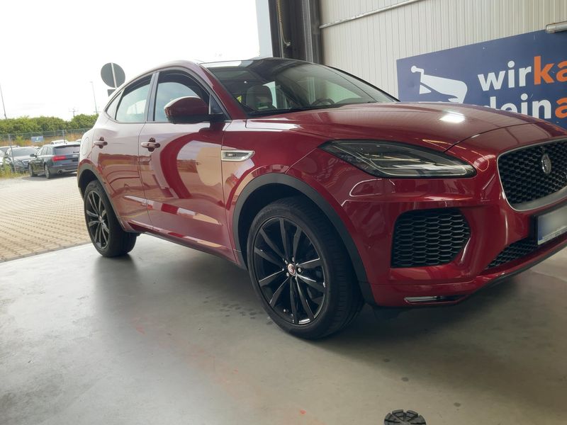 Jaguar E-Pace P250 R-Dynamic SE AWD — zdjęcie 8