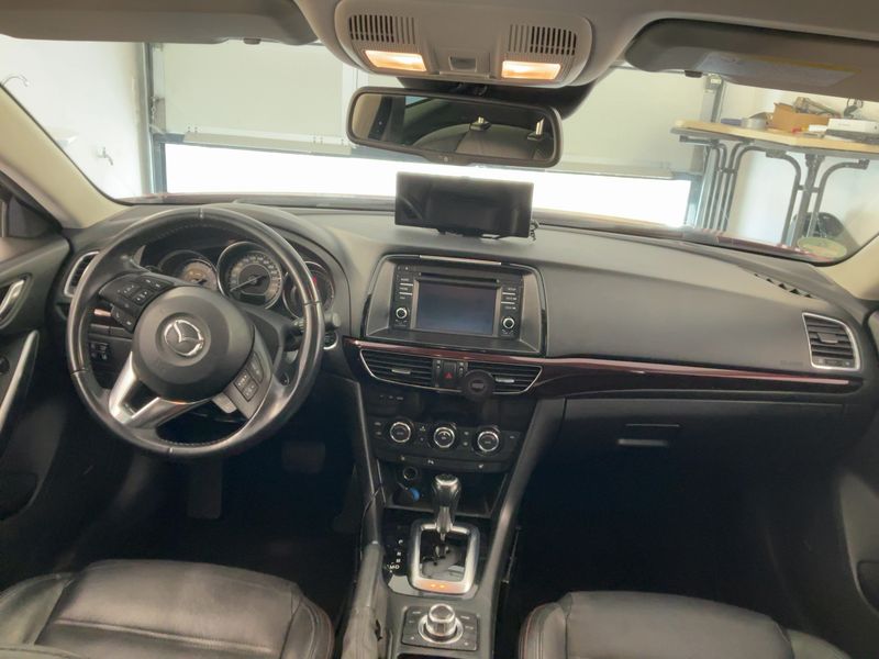Mazda 6 2.2 Turbodiesel Sports-Line — zdjęcie 12