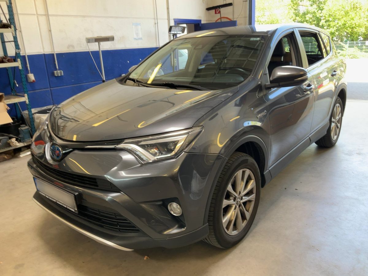 Toyota RAV 2016 — photo 1