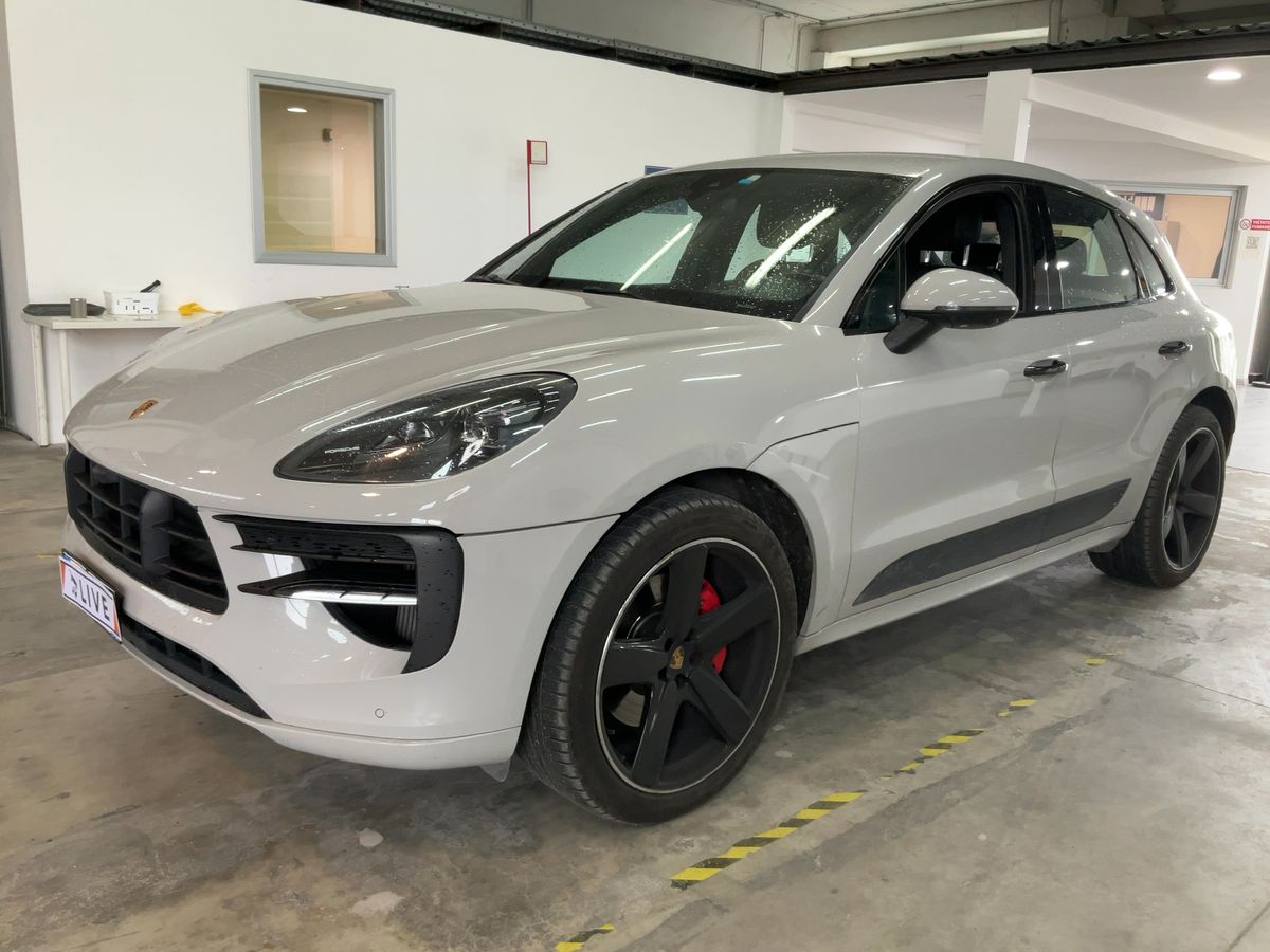 Porsche Macan 2021