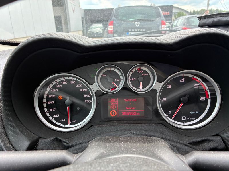 Alfa Romeo MiTo 1.6 JTD Super — zdjęcie 11