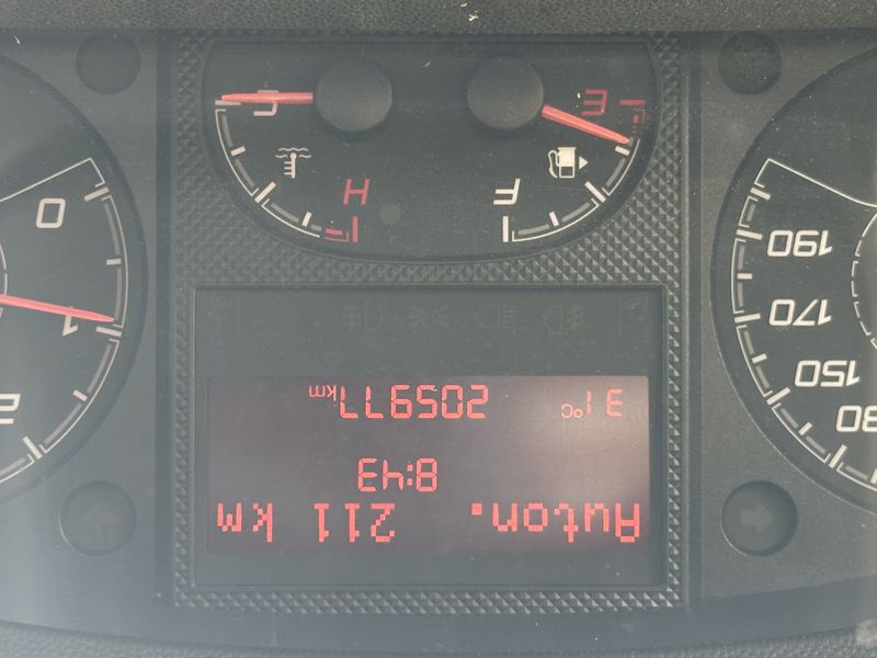 Peugeot Boxer 2.0 Blue-HDi 335 L3H2 Pro — zdjęcie 12