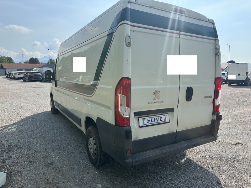 Peugeot Boxer 2.0 Blue-HDi 335 L3H2 Pro — zdjęcie 3