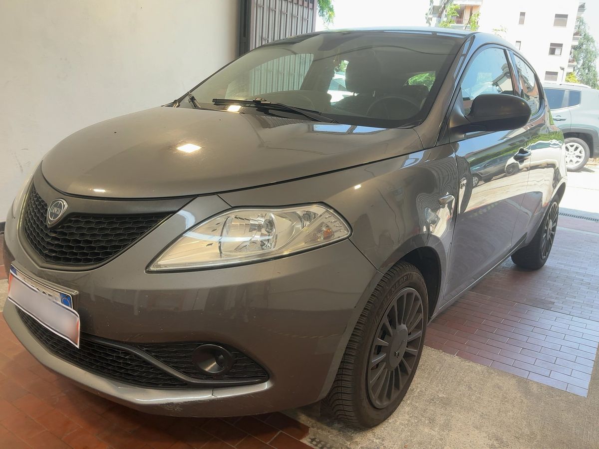 Lancia Ypsilon d'occasion