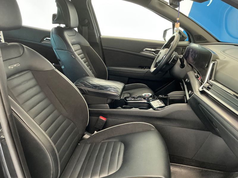 Kia Sportage 1.6 TGDI Plug-in Hybrid GT-Line 4WD — zdjęcie 11