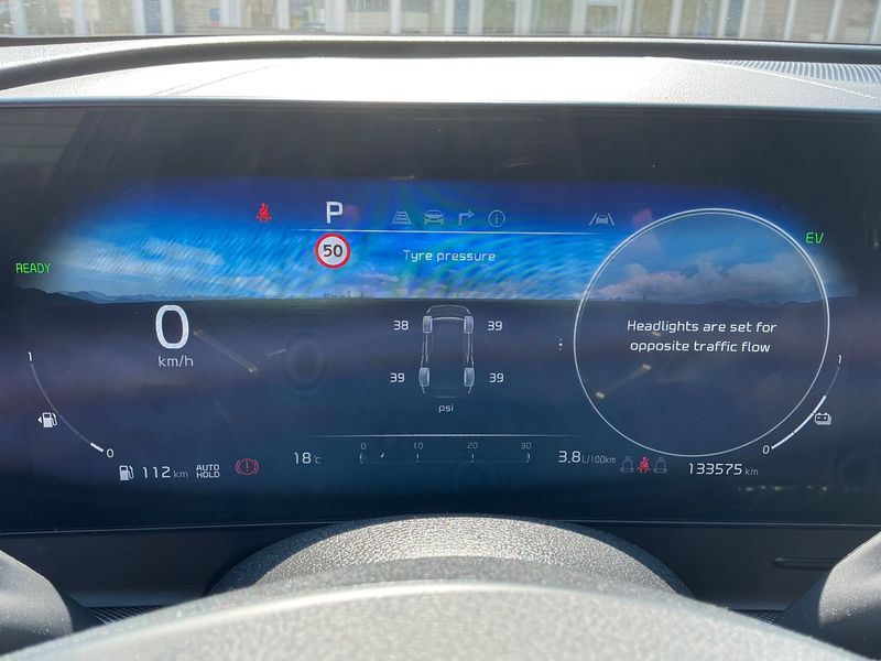 Kia Sportage 1.6 TGDI Plug-in Hybrid GT-Line 4WD — zdjęcie 13
