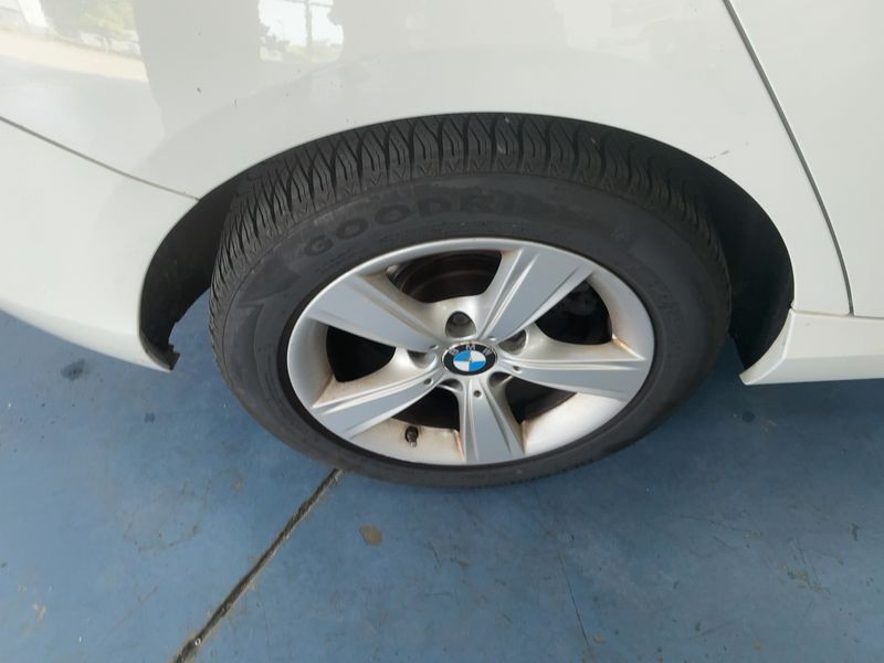 BMW 1er 116i Sport Line 2015 – снимка 9