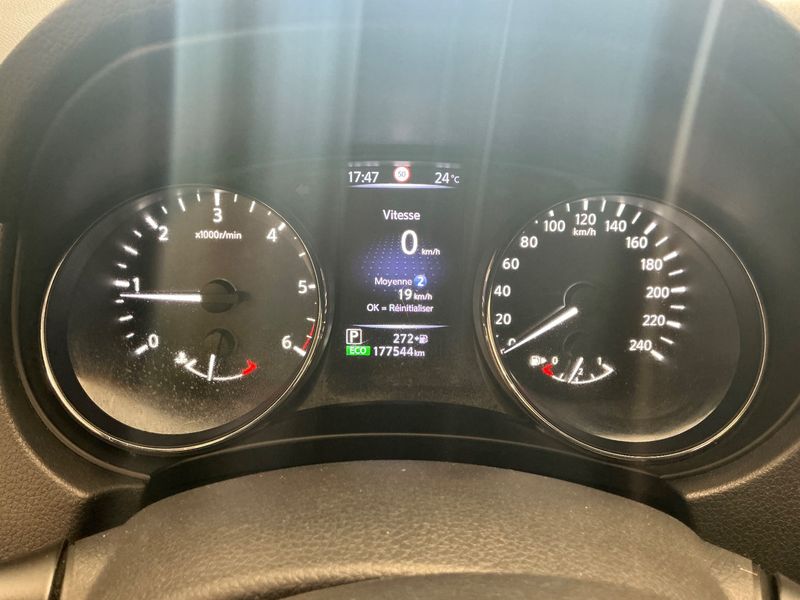 Nissan X-Trail 1.6 dCi Tekna — zdjęcie 13