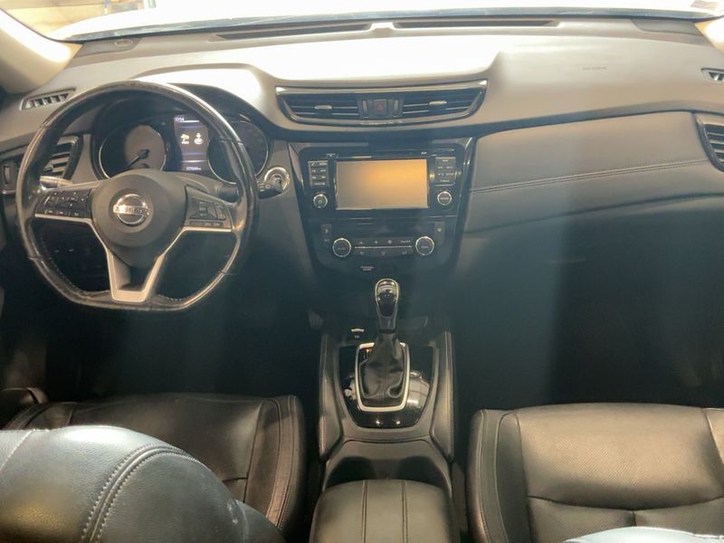 Nissan X-Trail 1.6 dCi Tekna — zdjęcie 12