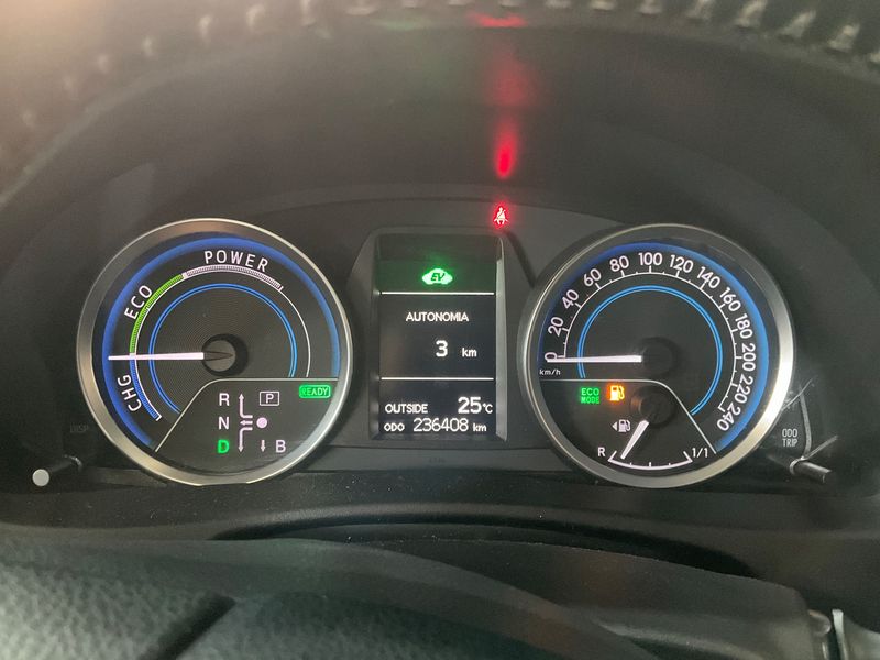 Toyota Auris Touring Sports 1.8 Hybrid Active — zdjęcie 13