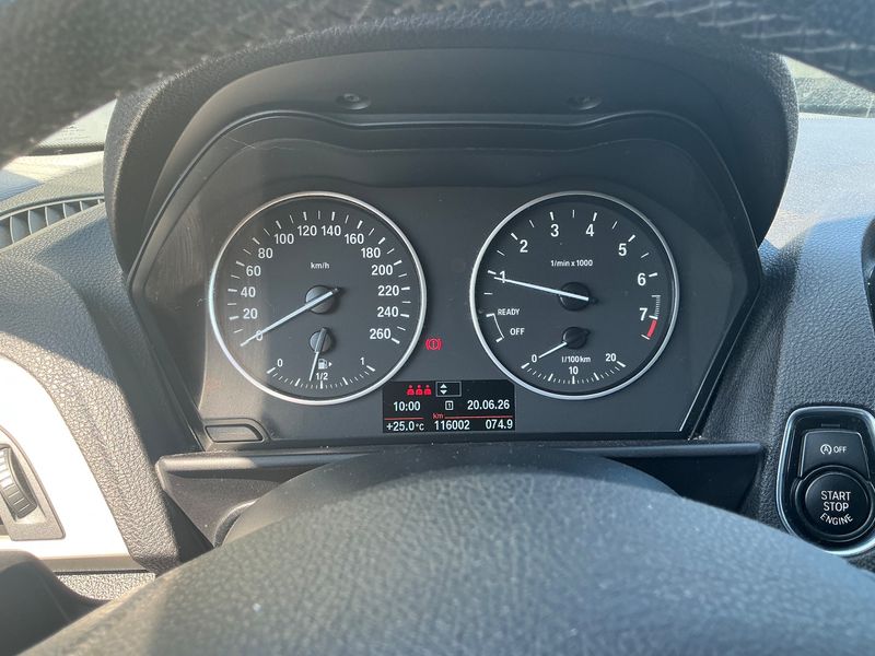 BMW 1er 116i Advantage 2015 – снимка 18