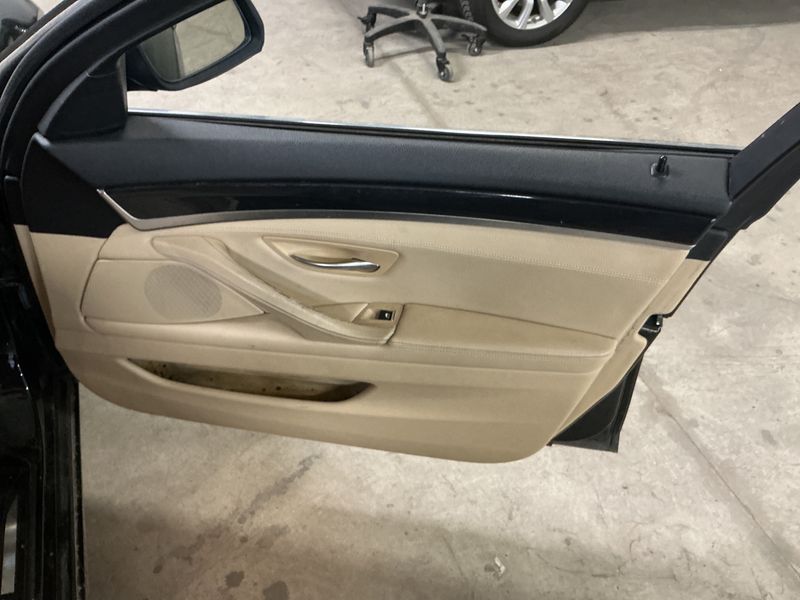 BMW 5er 520d 2016 – снимка 29