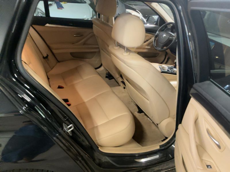 BMW 5er 520d 2016 – снимка 19