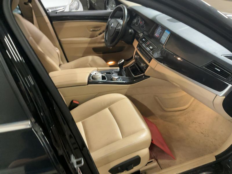 BMW 5er 520d 2016 – снимка 16