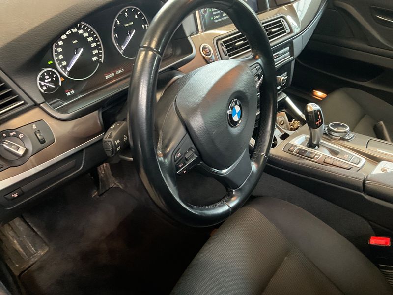 BMW 5er 520d xDrive 2014 – снимка 22