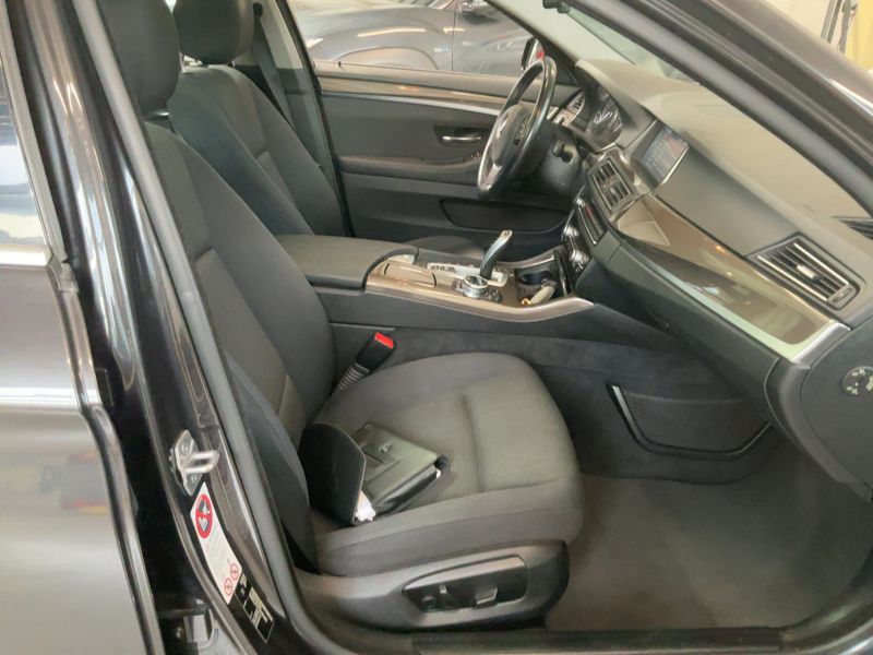 BMW 5er 520d xDrive 2014 – снимка 16