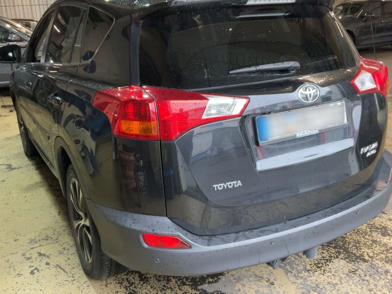 Toyota RAV 4 2.0 Edition 2014 — zdjęcie 3