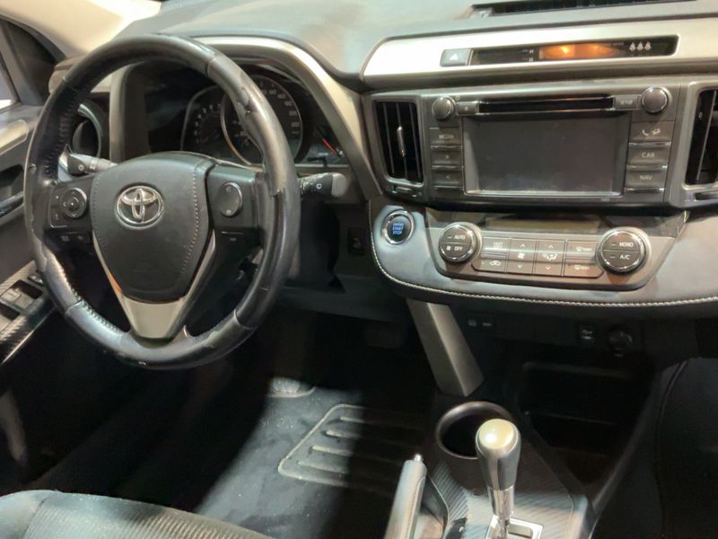 Toyota RAV 4 2.0 Edition 2014 — zdjęcie 12