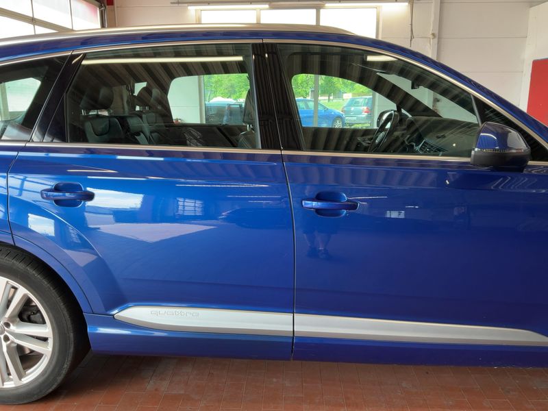 Audi Q7 3.0 V6 TDI quattro — zdjęcie 7