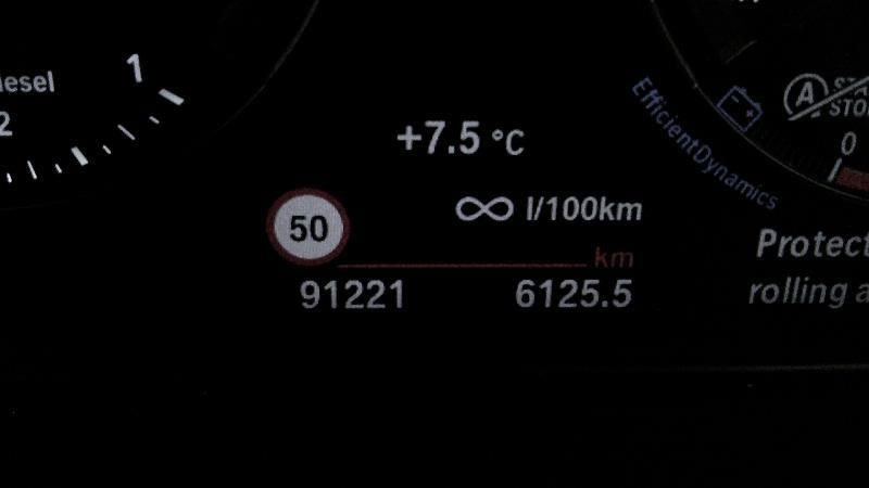 BMW X1 sDrive 18d — zdjęcie 11