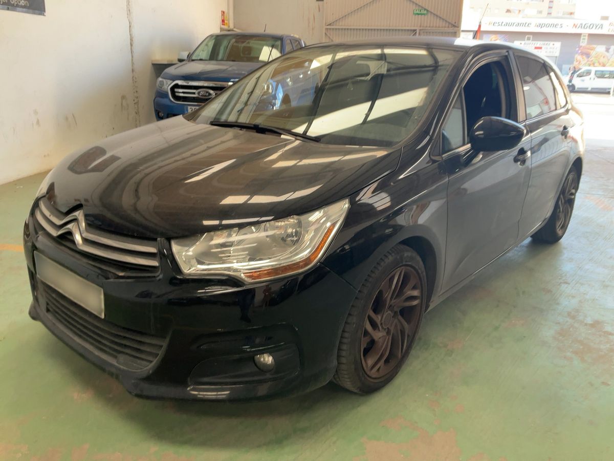 Citroen C4 2014 — photo 1