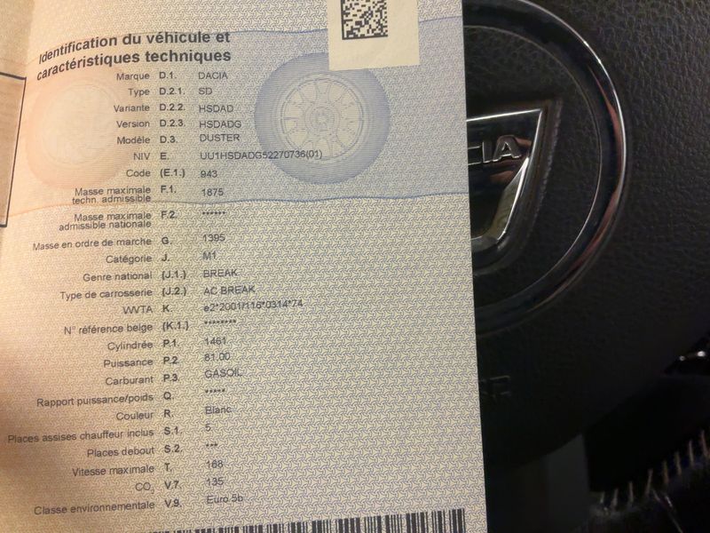 Dacia Duster 1.5 dCi Laureate 4x4 — zdjęcie 15