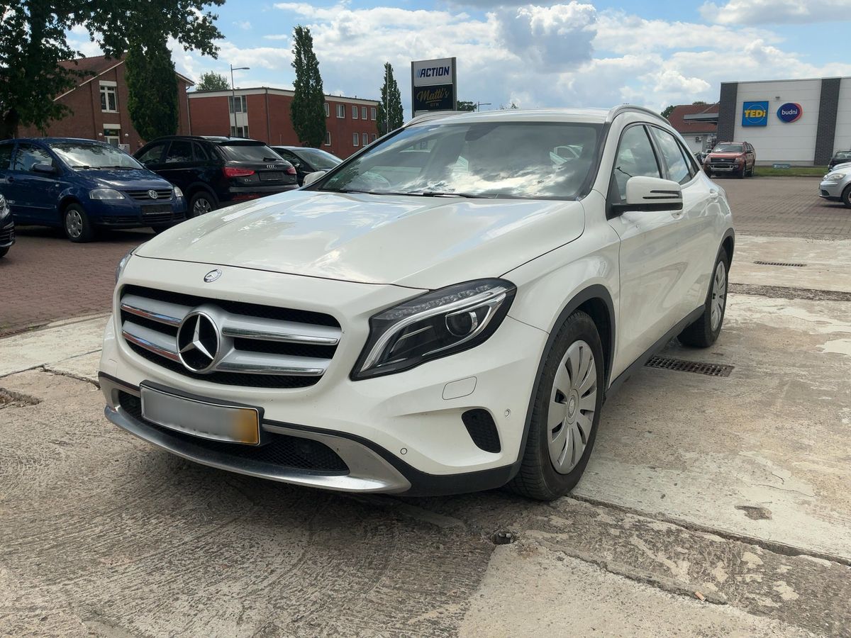 Mercedes-Benz GLA-Klasse 2016