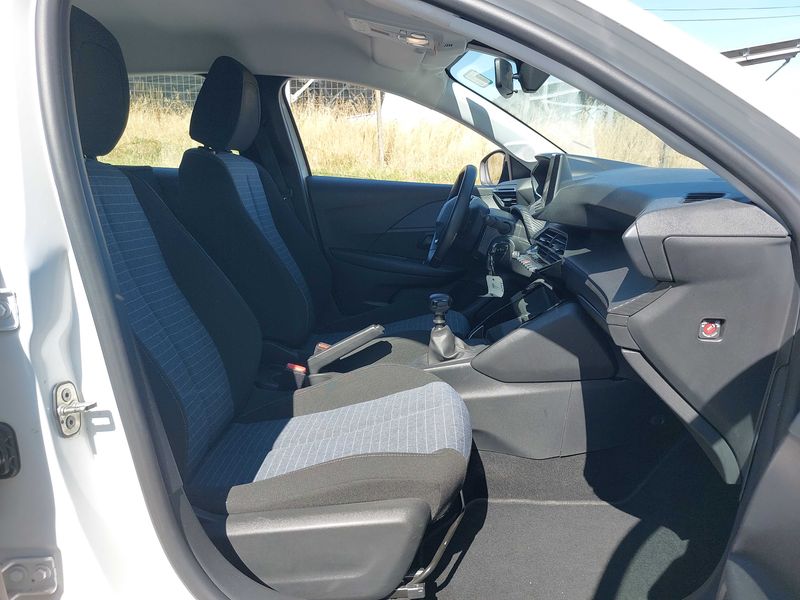 Peugeot 208 1.5 Blue-HDi Premium 2021 – снимка 10