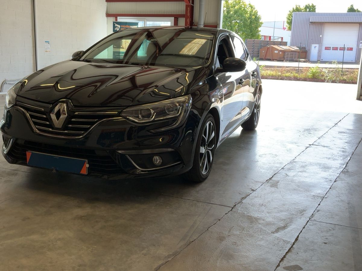 Renault Megane 1.2 TCe Energy BOSE Edition