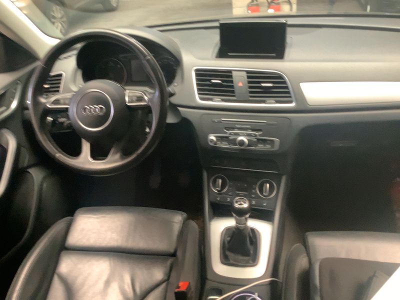 Audi Q3 2.0 TDI Sport — zdjęcie 12