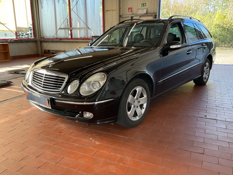 Mercedes-Benz E-Klasse E 270 CDI T Avantgarde