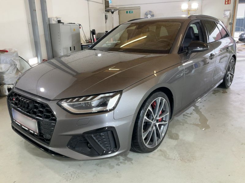 Audi S4