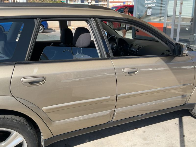 Subaru Legacy 2.0 Diesel Outback Limited — zdjęcie 7