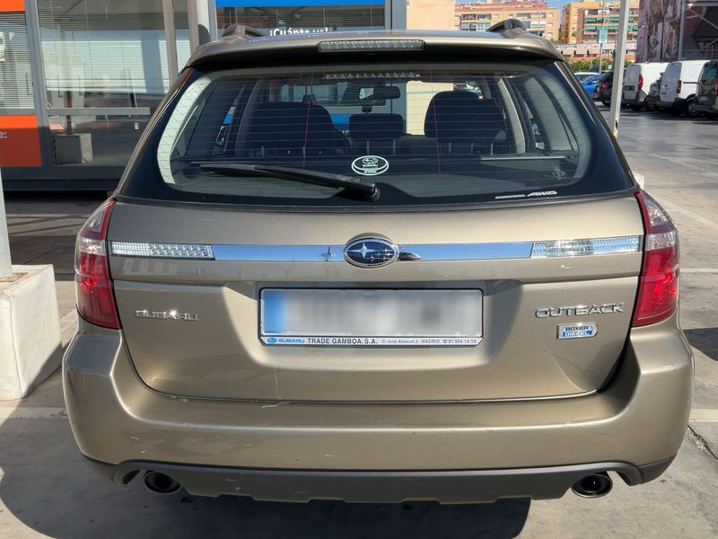 Subaru Legacy 2.0 Diesel Outback Limited — zdjęcie 5