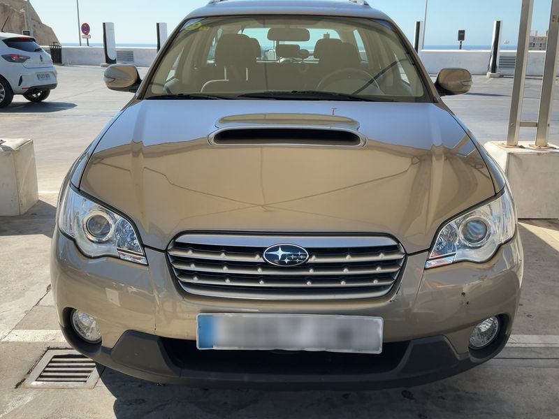 Subaru Legacy 2.0 Diesel Outback Limited — zdjęcie 9