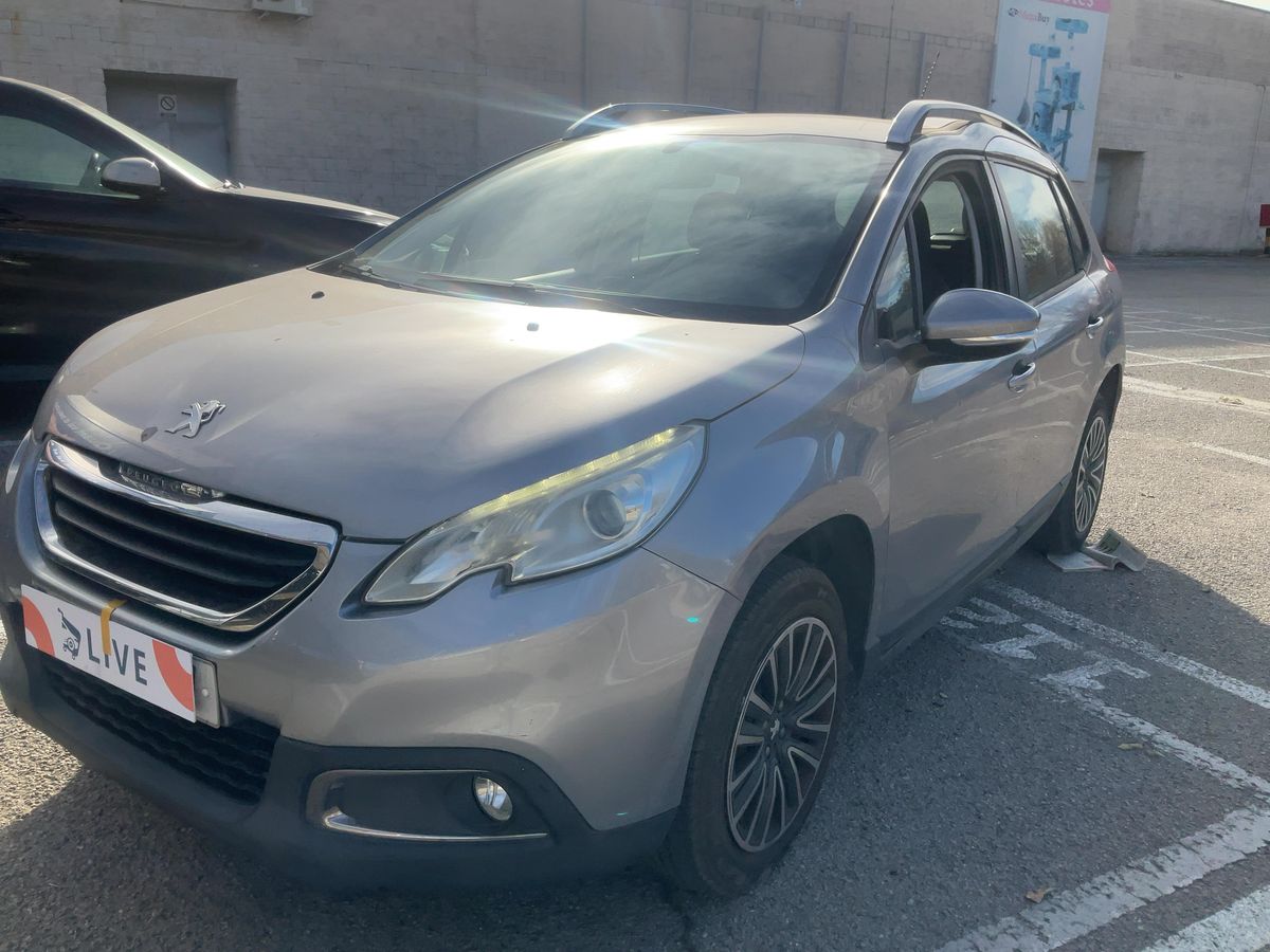 Peugeot 2008 1.2 VTi Active