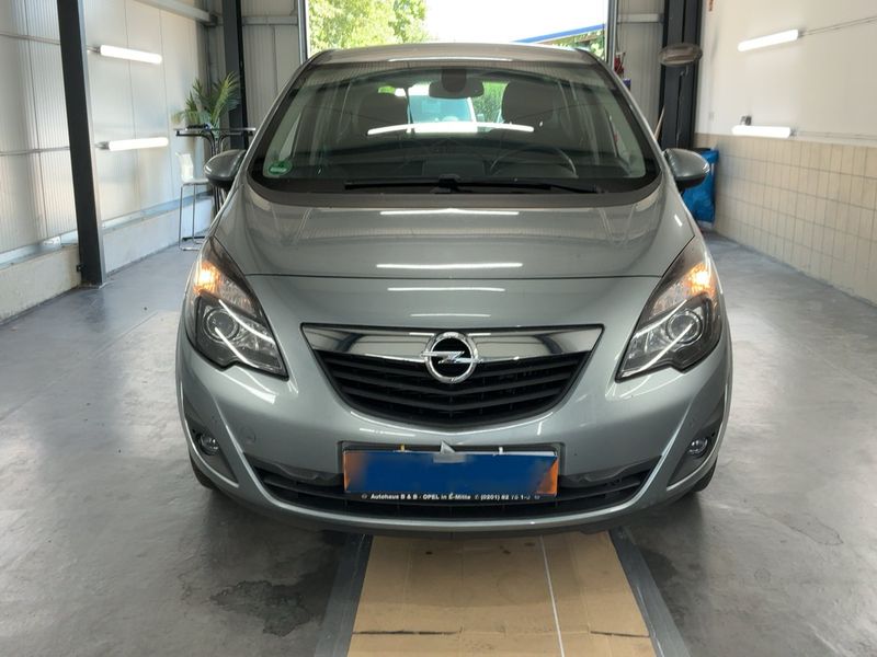 Opel Meriva 1.4 Turbo 150 Jahre Opel — zdjęcie 9