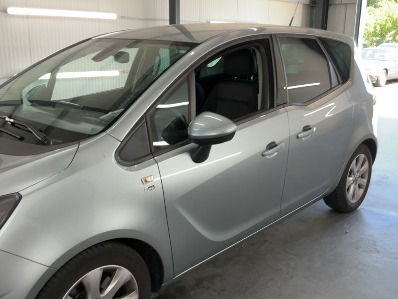 Opel Meriva 1.4 Turbo 150 Jahre Opel — zdjęcie 4