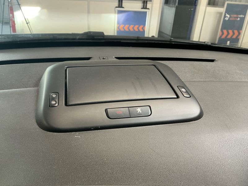 Peugeot 3008 2.0 HDi Hybrid4 2013 – снимка 29